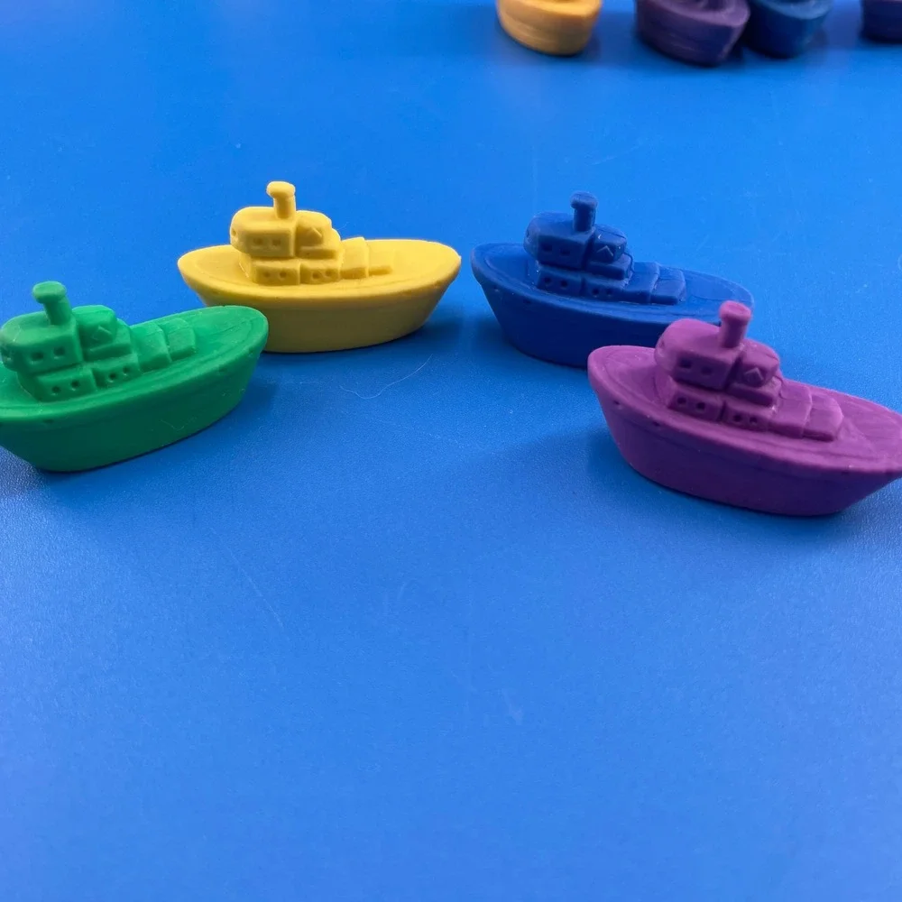 Mixed Lot Tonka Chucky Friends Vehicles & Plastic Rainbow Counters Manipulatives